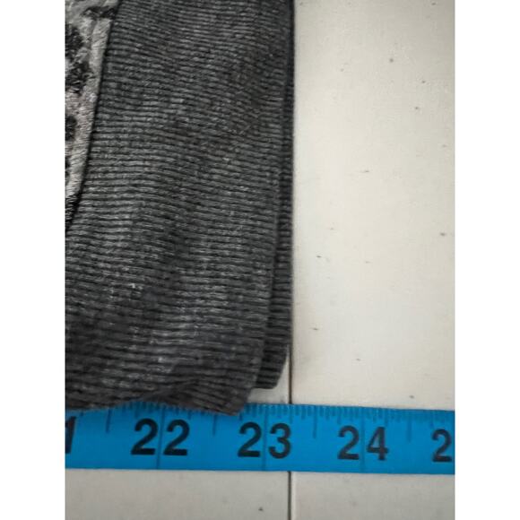 Lucky Brand Women's Leopard Crew Pullover Sweater Stretch Gray Size S/P - Picture 8 of 8